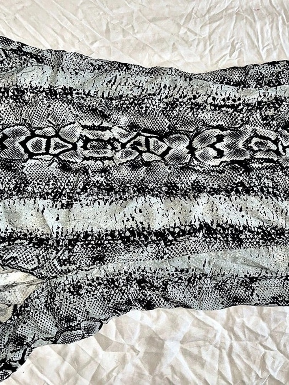 MOTEL Snake Print Cami in Black & White Size Medium